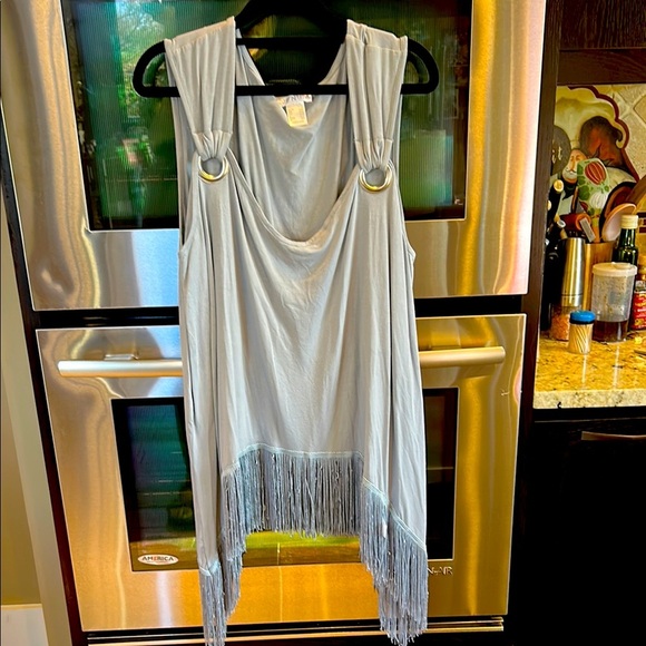 Gray Fringe‎ Sleeveless Top - Picture 1 of 3